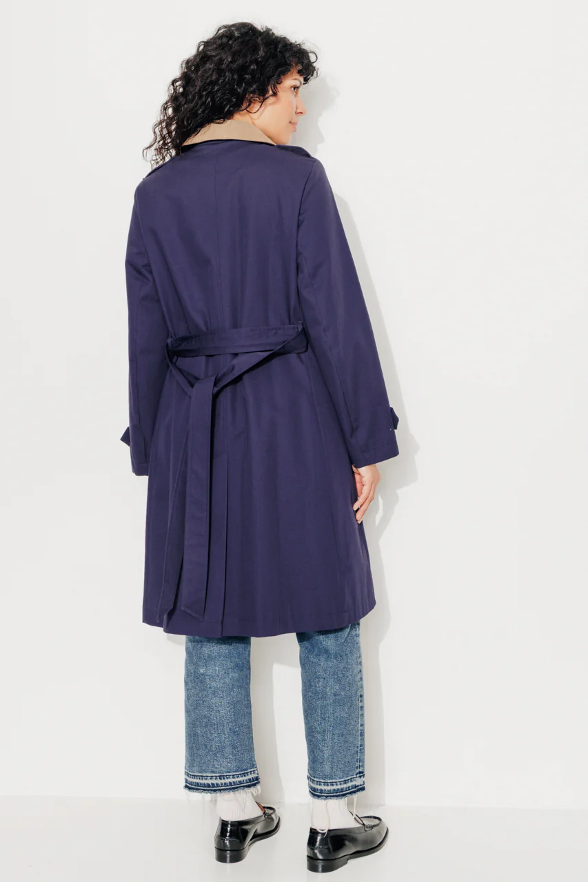MAROCA - Trench long 100% coton déperlant et velours marine - Image 7